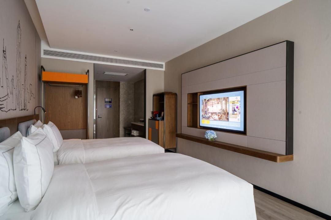 Urcove By Hyatt Futian Cbd Hotel Shenzhen Exterior photo